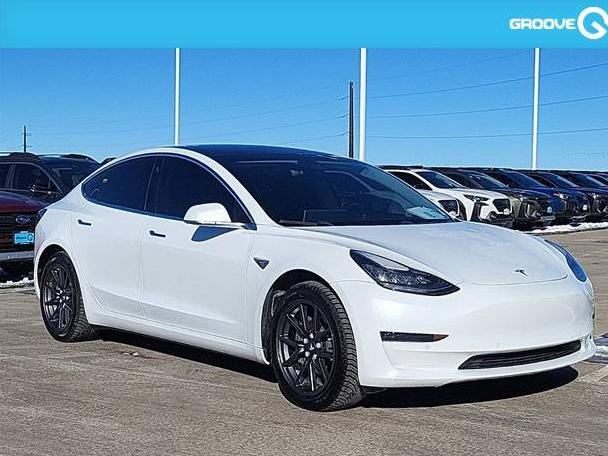 TESLA MODEL 3 2018 5YJ3E1EA2JF038872 image